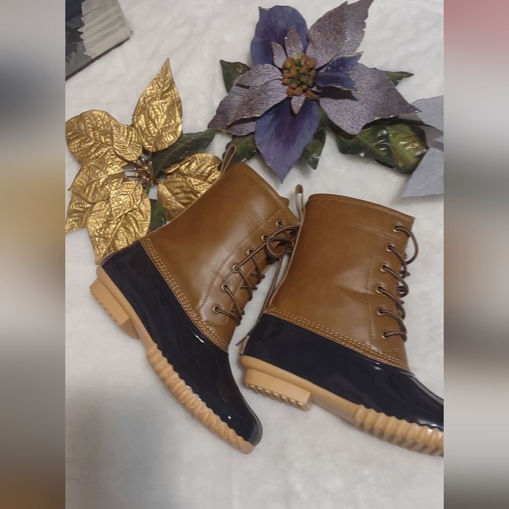 Sporto boots for women size 8.5